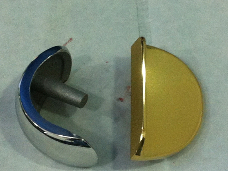 Unicondyler Knee Replacement